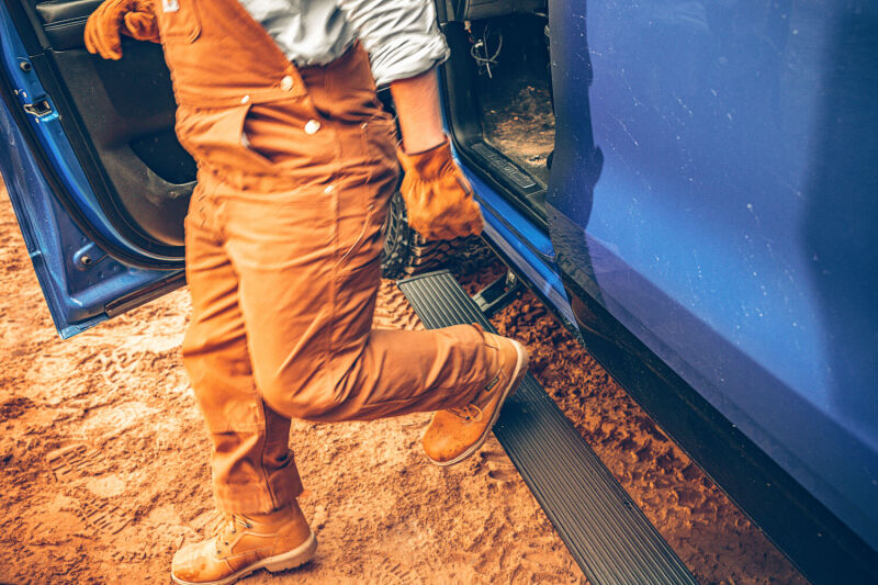 Ram 3500 Running Boards - AMP Research - PowerStep Plug-N-Play Automatic Power-Deploying - `25-`26